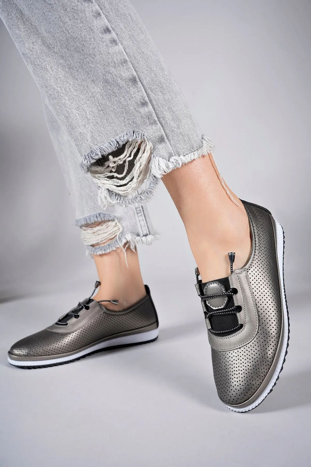 ByLlaion Women's Daily Shoes 001281 Platinum