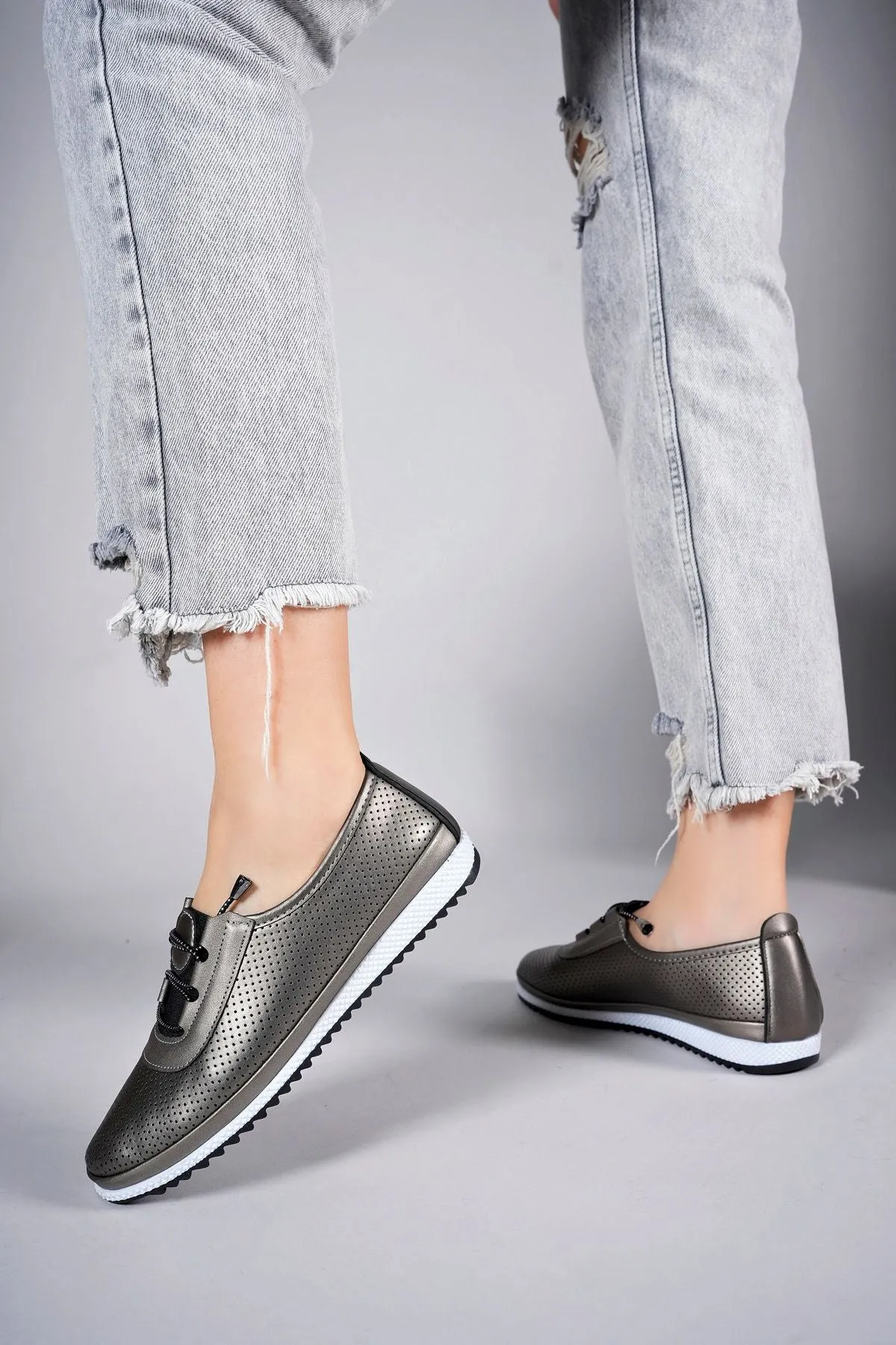 ByLlaion Women's Daily Shoes 001281 Platinum