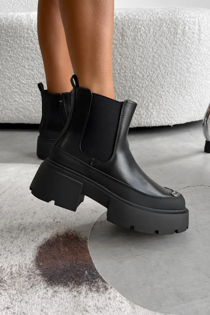 DELEGATE Chunky Chelsea Ankle Boots - Black PU