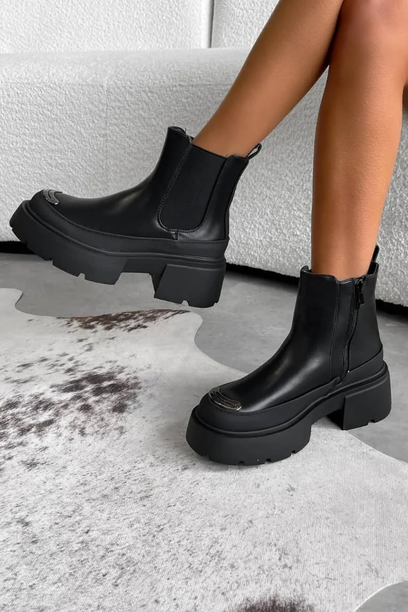 DELEGATE Chunky Chelsea Ankle Boots - Black PU