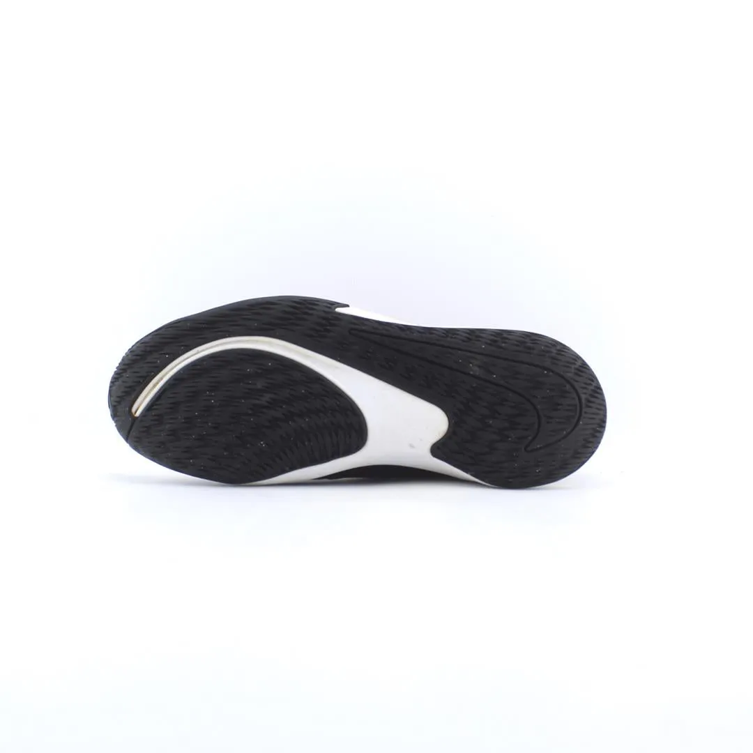 NIKE FUTURE COURT 2