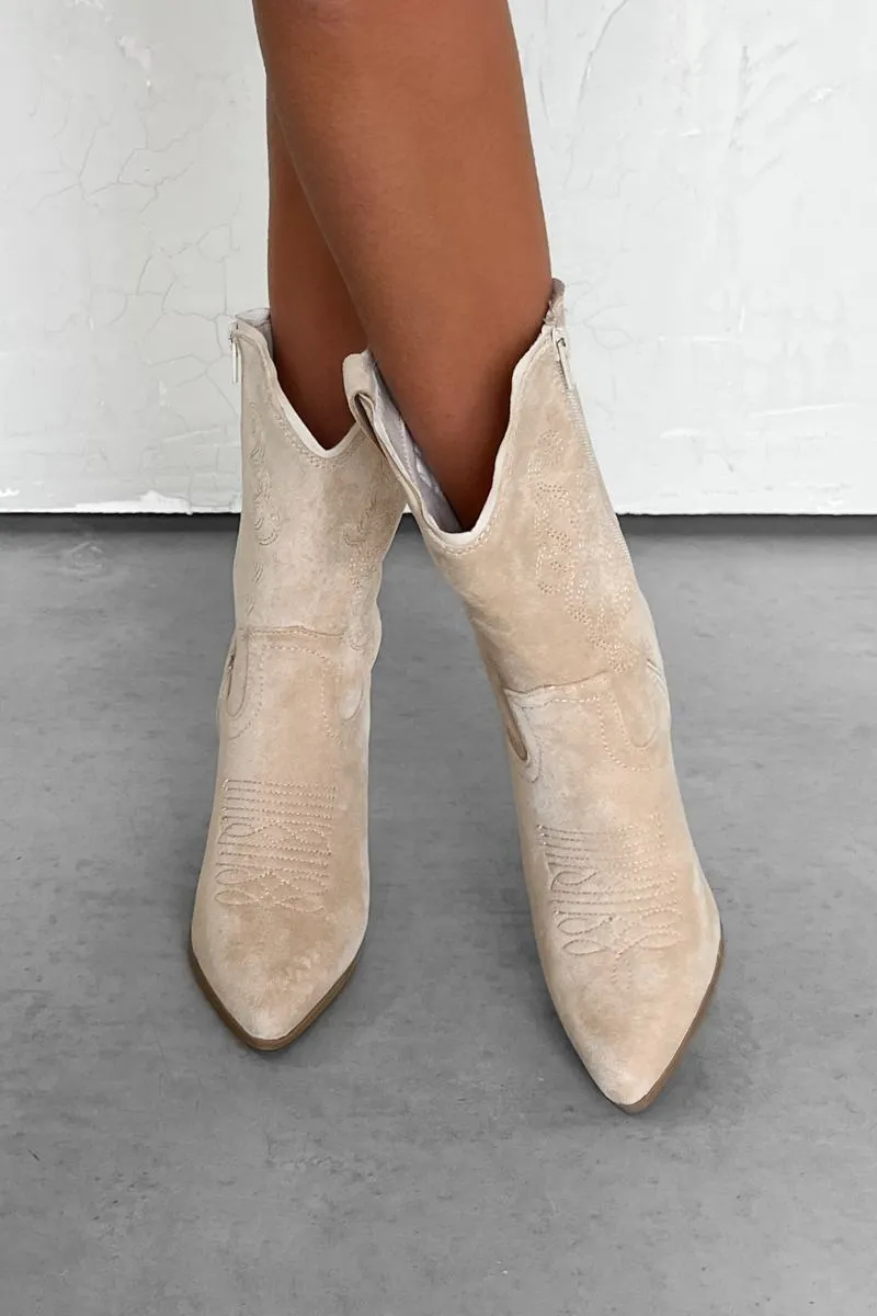 OHIO Western Cowboy Boots - Beige Suede